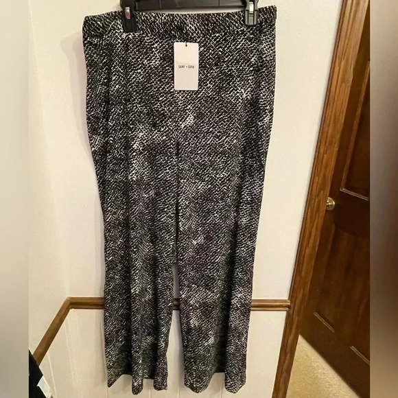 Saint + Sofia Sawyer wide leg pants size 12 NWT - Picture 2 of 6